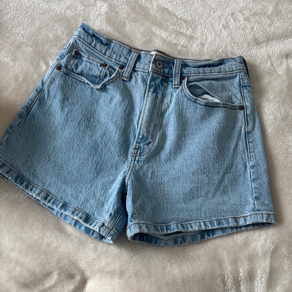 The 4 in mom short high rise